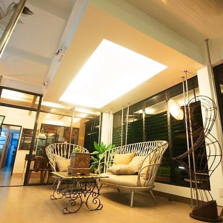 Avenue One Hotel Upper Digos Zewnętrze zdjęcie